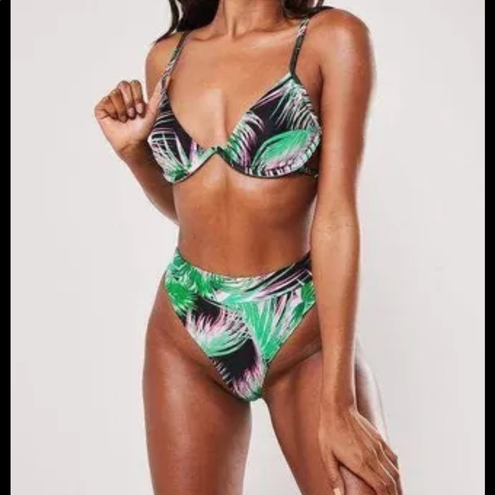 Missguided Tropical Bikini Size 8